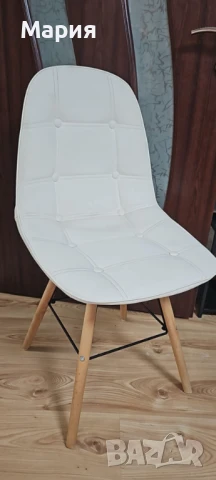 Трапезни столове в бяло , снимка 1