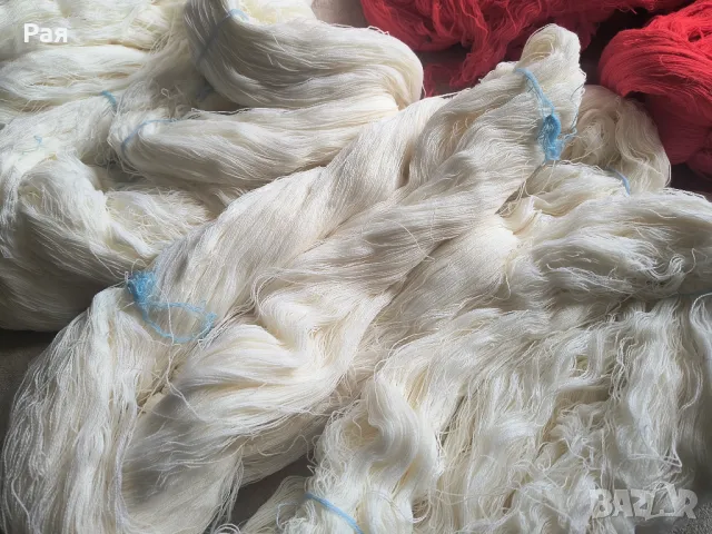 Прежда в бяло и червено , снимка 8 - Други - 49808929