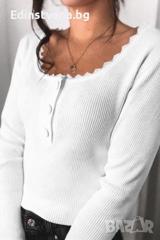 Дамска блуза в бяло с ефектно деколте с копчета, снимка 7 - Блузи с дълъг ръкав и пуловери - 39480719