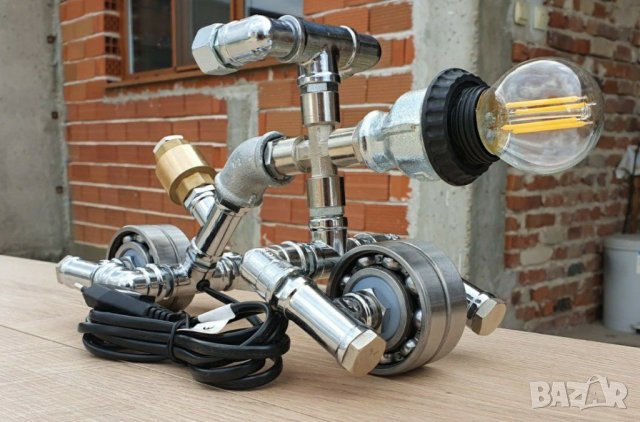 Ръчно изработена настолна лампа-ЧОПЪР/ МОТОР, снимка 2 - Настолни лампи - 29224283