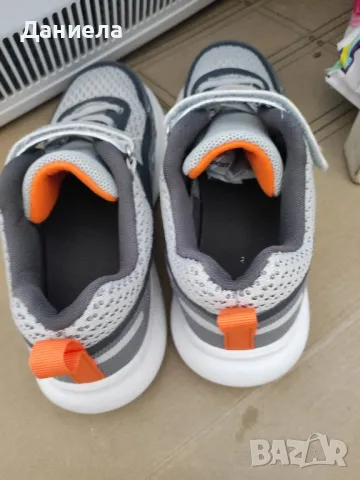 2броя боти и маратонки, снимка 4 - Детски боти и ботуши - 47685973