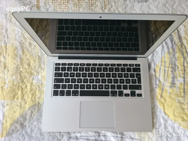 Apple Macbook Air A1466 Early 2015 Intel Core i5-5250U, 8GB, LPDDR3, SSD 128GB, снимка 3 - Лаптопи за дома - 55785434