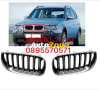 Предни решетки Бъбреци Chrome and Black за BMW E83 X3 (03-06), снимка 1 - Аксесоари и консумативи - 44783996