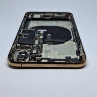Оборудван корпус за iPhone XS gold употребяван, снимка 3 - Резервни части за телефони - 44775816