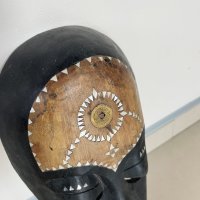 Дървена маска ръчно изработена, снимка 3 - Декорация за дома - 42497232