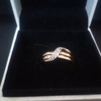 Дизайнерски златен пръстен с диаманти, снимка 2 - Пръстени - 35555060