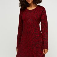 Червена мекичка рокля зима- пролет-есен, снимка 1 - Рокли - 31091302