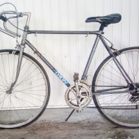 Стар пистов алуминиев велосипед 28", снимка 1 - Велосипеди - 37997644