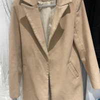 Палто с колан С размер, снимка 1 - Палта, манта - 42590597