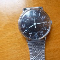 Продавам ръчен механичен часовник Raketa, снимка 1 - Мъжки - 44497049