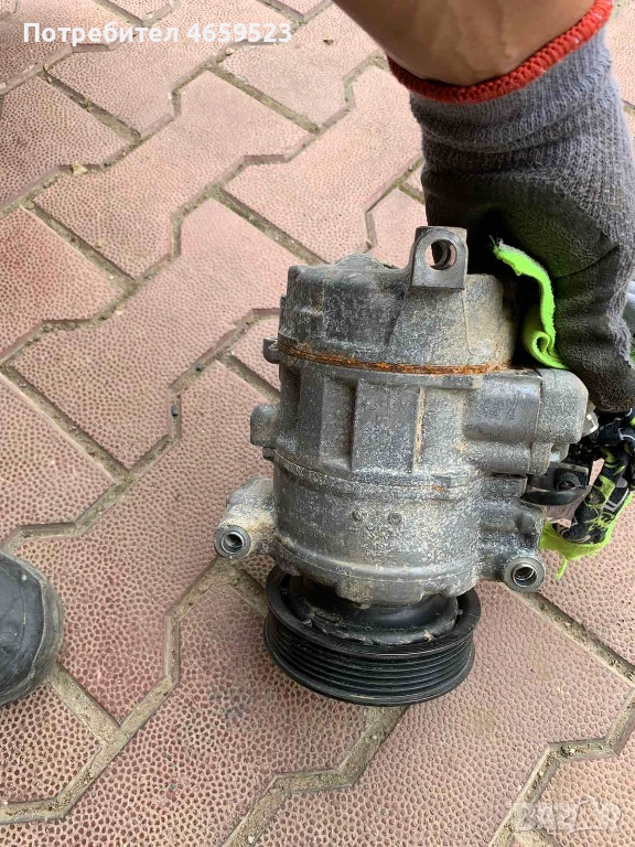 Оригинален компресор Ауди А8 2011 H4 D4 само за 330лв. 4h0260805e, снимка 1