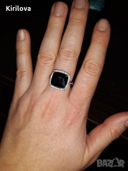 Продавам дамски сребърен пръстен. , снимка 1