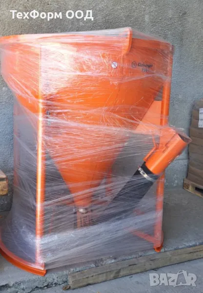 Кюбел за бетон  с маркуч и клапа модел К4, снимка 1