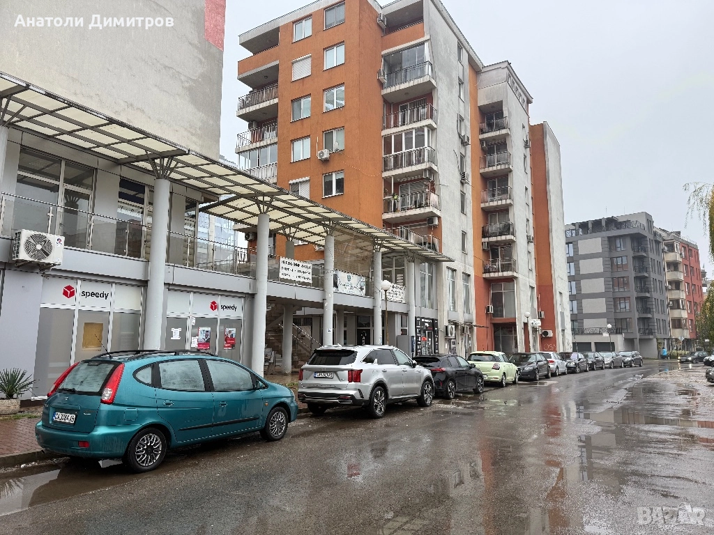 Под наем помещение за офис, магазин, салон за красота в Левски Г, снимка 1