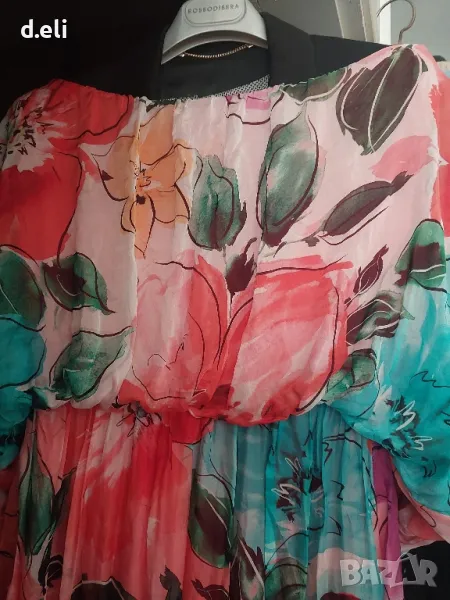 Италианска дълга рокля от Коприна , снимка 1