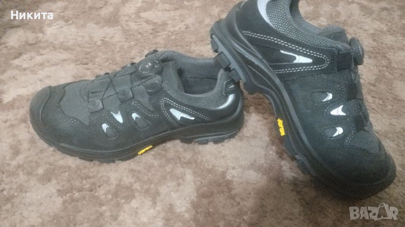 Италиански обувки с бомбе-grisport-нови, снимка 1