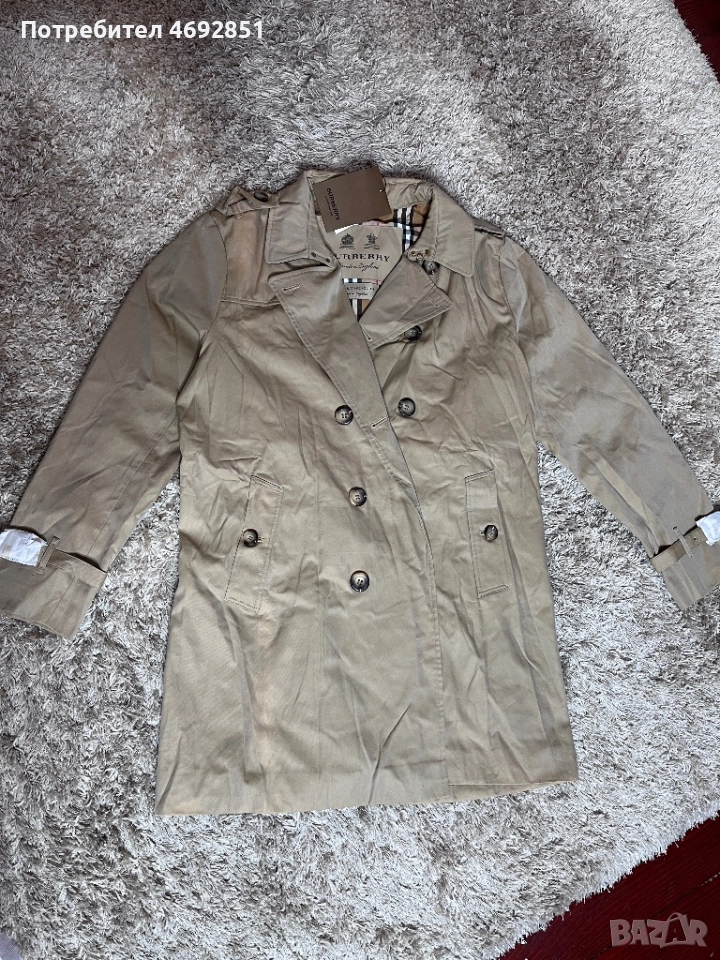 Елегантен дамски тренч – класически модел, вдъхновен от Burberry, снимка 1