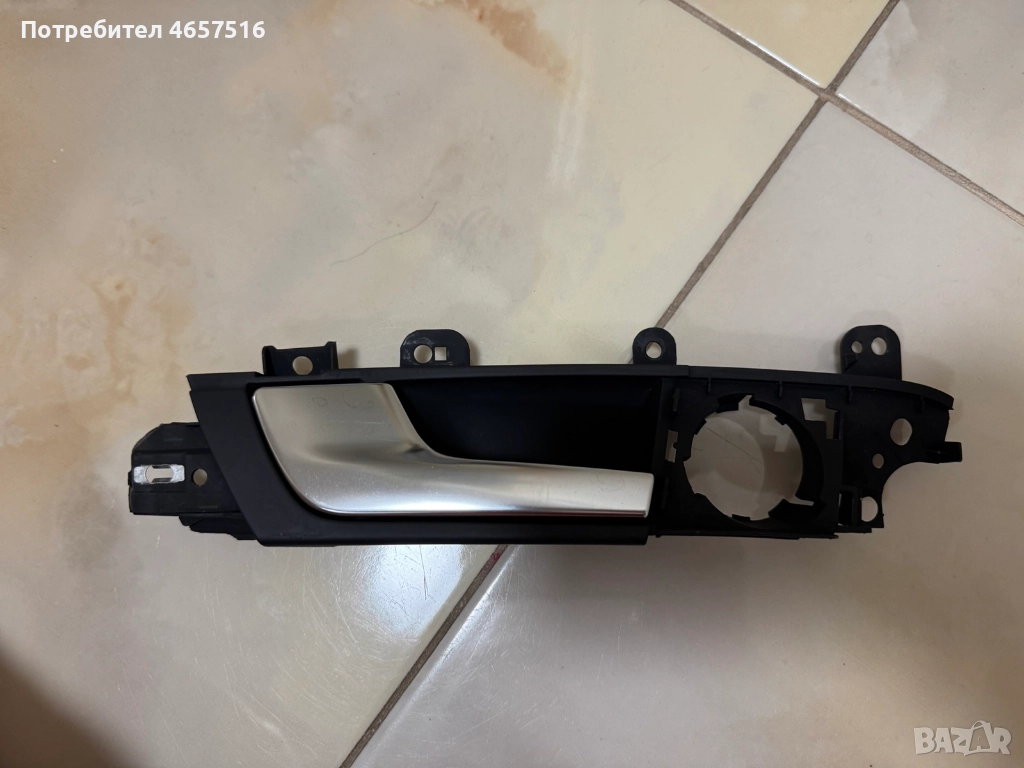 Вътрешна дръжка на задна лява врата на Ауди Audi A3 само за 20лв. 8P4839019D, снимка 1
