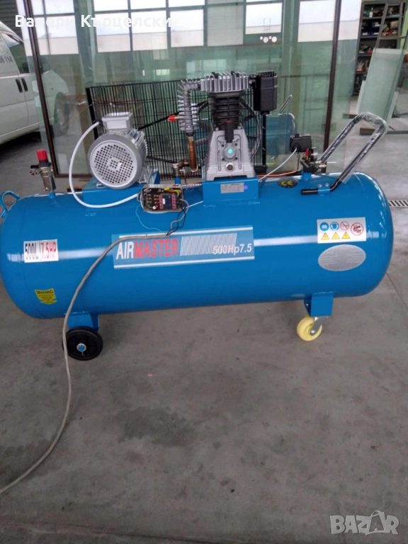 Въздушен компресор бутален  , снимка 1