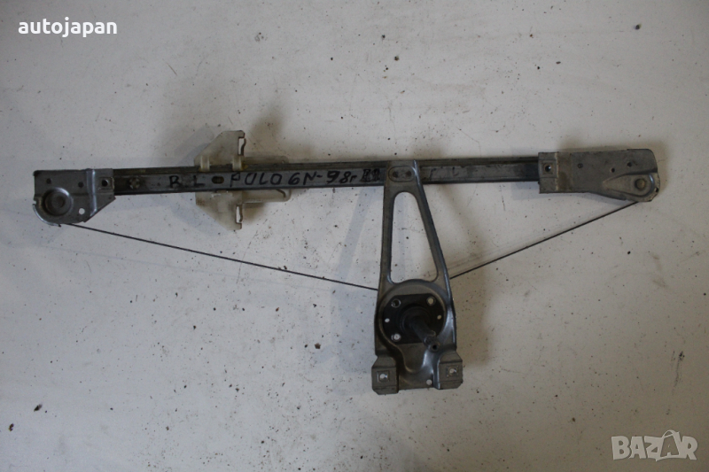 Заден ляв ръчен стъклоповдигач Фолксваген поло 6н 98г Volkswagen polo 6n 1998, снимка 1