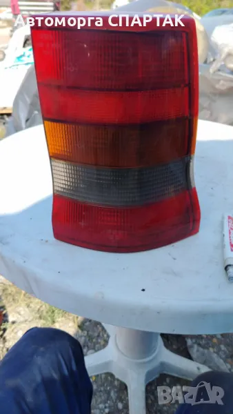 Ляв и десен стоп за Opel Astra F комби, снимка 1