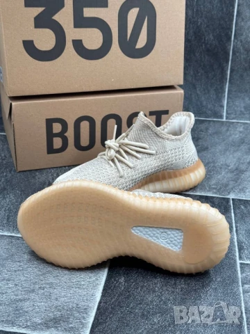 дамски маратонки Yeezy 💫💫

, снимка 2 - Маратонки - 51085726