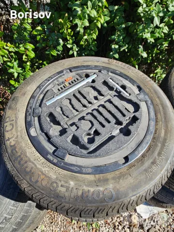 Продавам оригинална резервна гума комплект за Мерцедес S klasse A2204010402 /става и за други модели