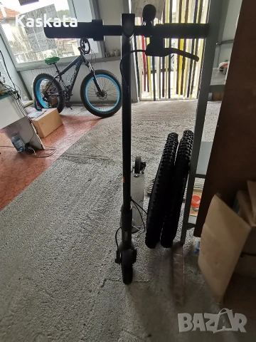 Електрическа тротинетка оригинална марката Xiaomi Mi 365 i