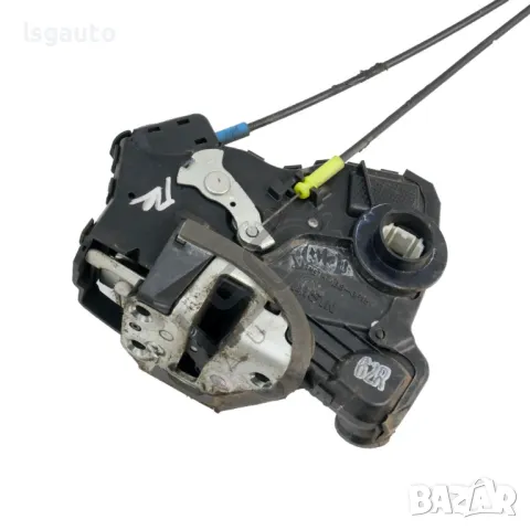 Брава предна дясна врата Toyota Avensis II 2003-2009 ID: 144907