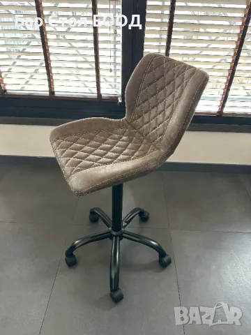 Висок Стол на колелца Jack + доставка и 24м гаранция, снимка 9 - Столове - 49942768