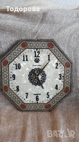 Стенен часовник със седеф и интарзия.Диагонал- 38 см., снимка 2 - Антикварни и старинни предмети - 29150234