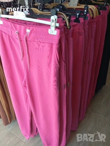 Дамски спортни долници