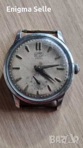 Винтидж мъжки часовник UMF Ruhla 15 Rubis, произведен в Германия, вероятно от 50-те години на минали