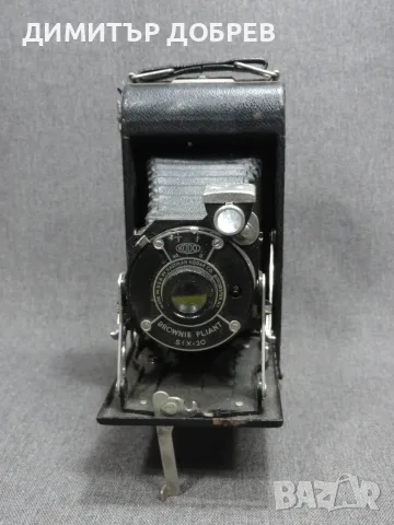 СТАР РЕТРО МЕХОВ ФОТОАПАРАТ EASTMAN KODAK BROWNIE PLIANT SIX-20 FOLDING CAMERA USA, снимка 5 - Антикварни и старинни предмети - 55717502