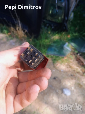 379.3710 LADA KALINA бутон,копче аварийни светлини 