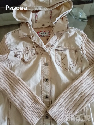 Подарявам червено палто, дамски суйчери, дънки-голям р/р