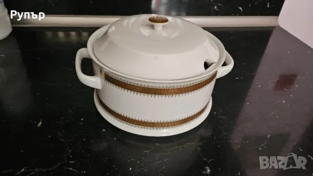 Порцеланов супник