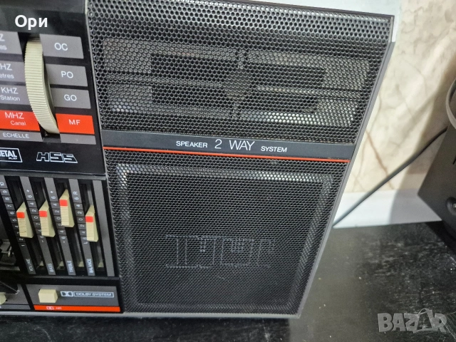 Радиокасетофон ITT Touring 320, снимка 3 - Радиокасетофони, транзистори - 54357910