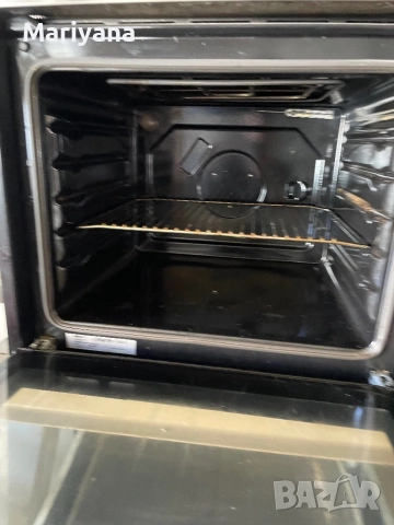 Фурна за вграждане с керамични котлони, Беко