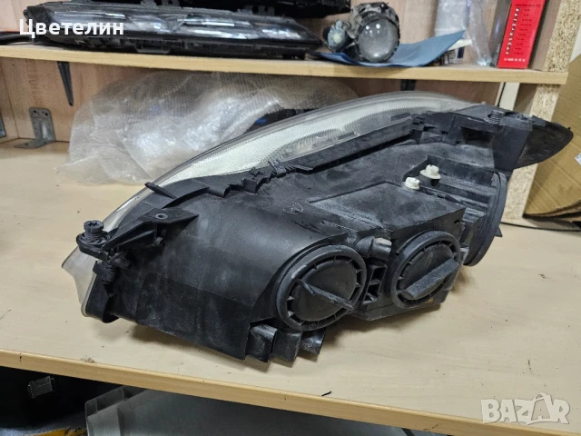 Десен фар Mercedes W221 Xenon десен фар мерцедес 221, снимка 5 - Части - 51241883