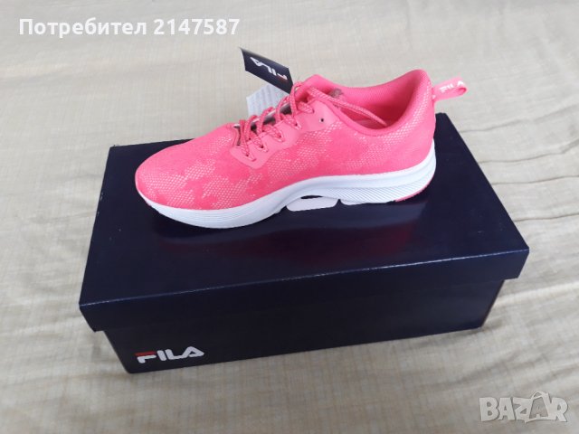 Дамски маратонки Fila , снимка 2 - Маратонки - 39487348