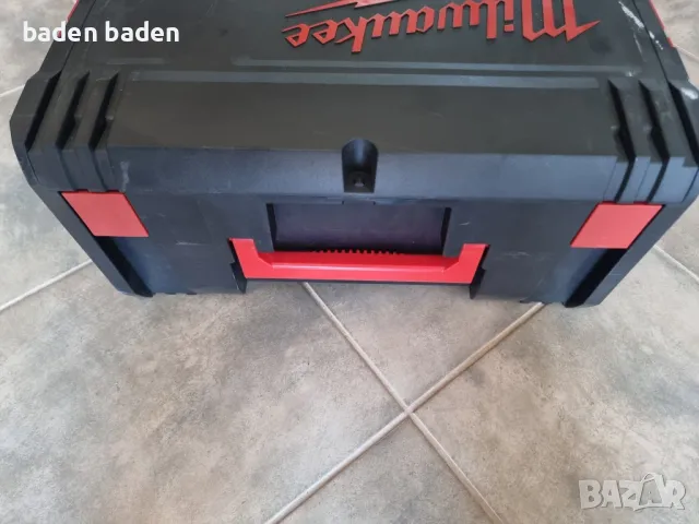 Milwaukee - куфар за инструменти, снимка 2 - Куфари с инструменти - 50292509