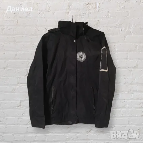 Яке на Eintracht Braunschweig 