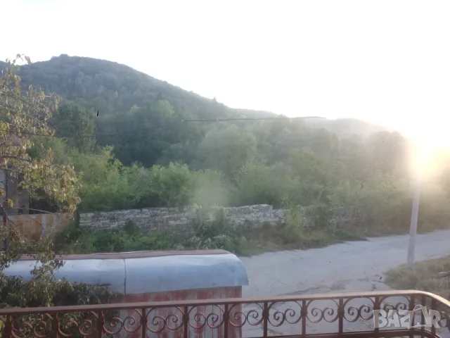 Къща с двор с. Микре, снимка 12 - Къщи - 56462441