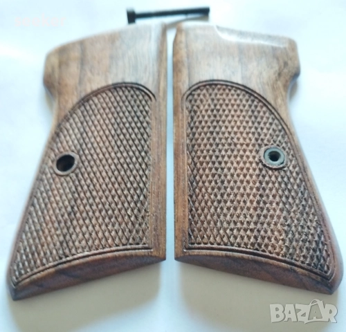 Орехови чирени за пистолет Валтер / Walther PP, снимка 2 - Оборудване и аксесоари за оръжия - 47368725