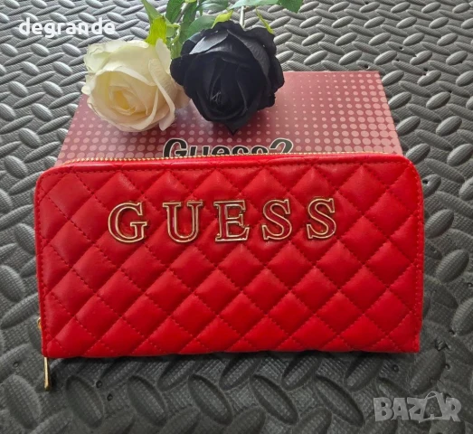 Дамски портфейл на Guess, снимка 3 - Портфейли, портмонета - 50831608