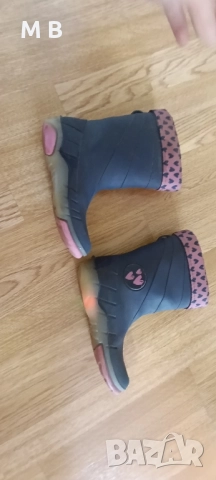 светещи ботуши за дъжд , снимка 2 - Детски боти и ботуши - 51781773