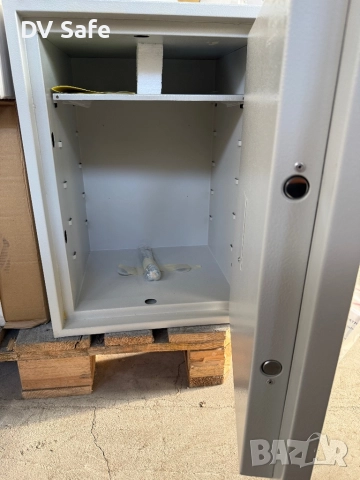 Взломоустойчив сейф 800, снимка 2 - Сейфове и каси - 51588058