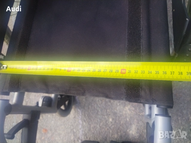 Сгъваема инвалидна рингова количка със степенки Марка: BREEZY Ширина на седалката 37см Дълбочина 40с, снимка 5 - Инвалидни колички - 54098179