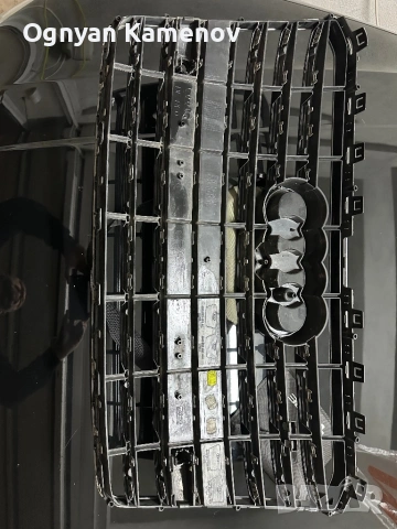 Оригинална решетка Audi A8 D4 2010-2017, снимка 6 - Части - 53955954